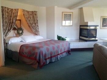 tamarack motor inn