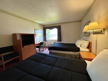 tamarack motor inn