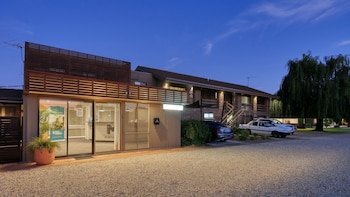 Motel Meneres,New South Wales>>Corowa,4 star