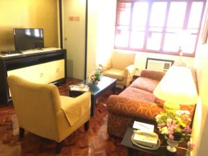 Lourdes Family Suites Makati Powered By Cocotel,Manila>>Makati,3 star