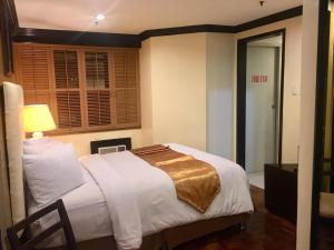 Lourdes Family Suites Makati Powered By Cocotel,Manila>>Makati,3 star
