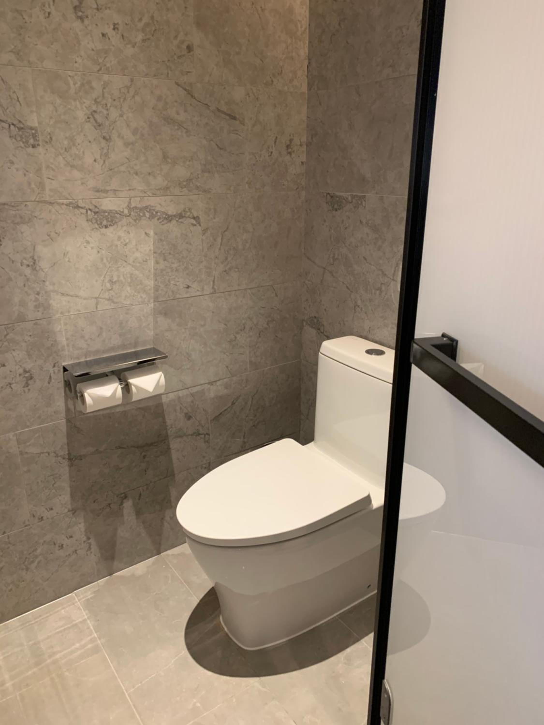 holiday inn shanghai nanjing road by ihg
