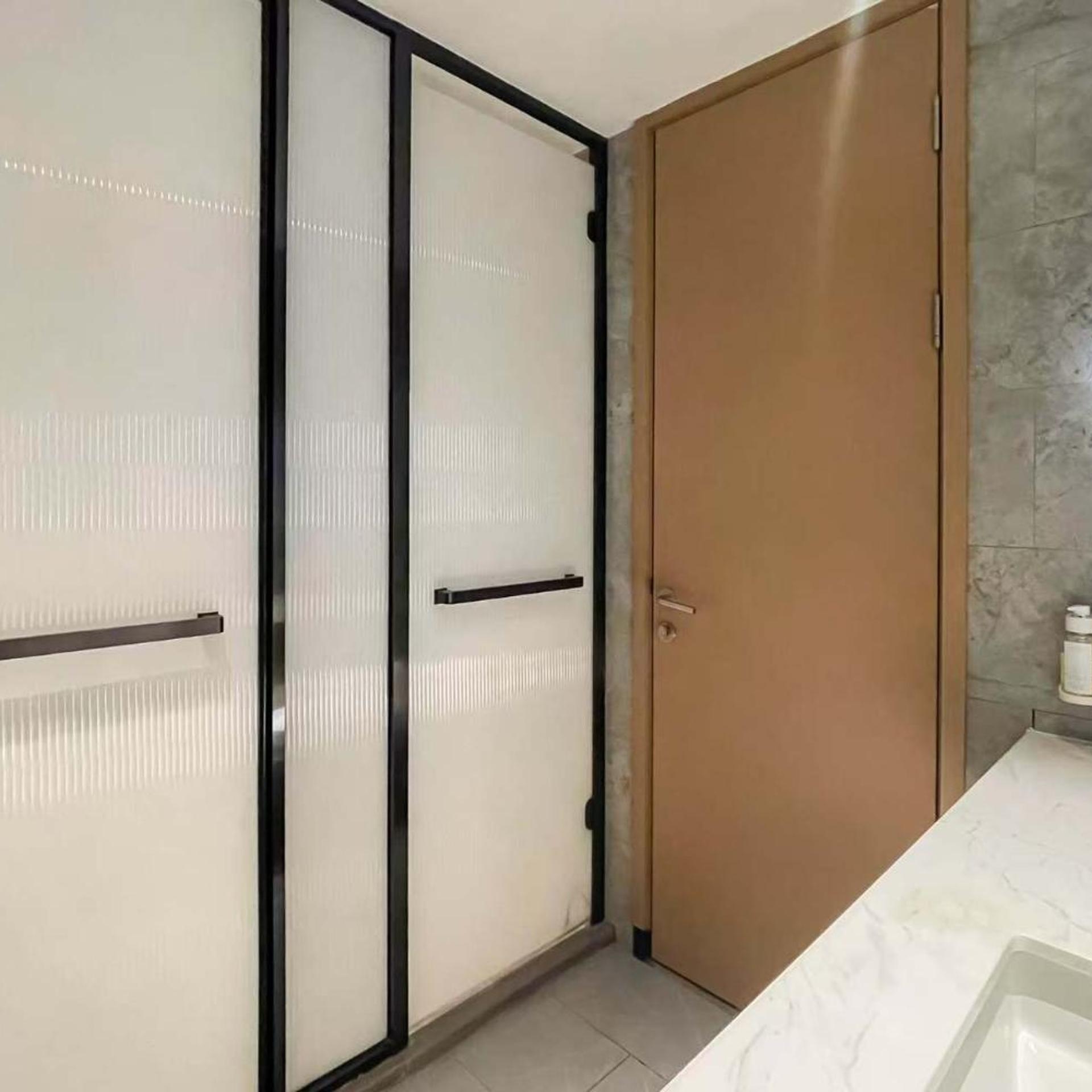 holiday inn shanghai nanjing road by ihg