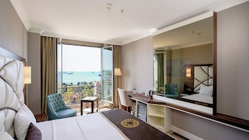 the grand mira hotel