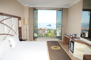 the grand mira hotel