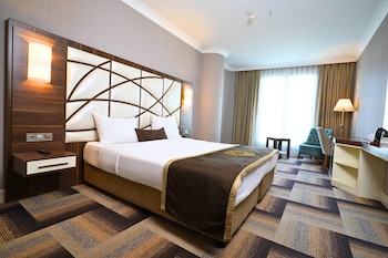 the grand mira hotel