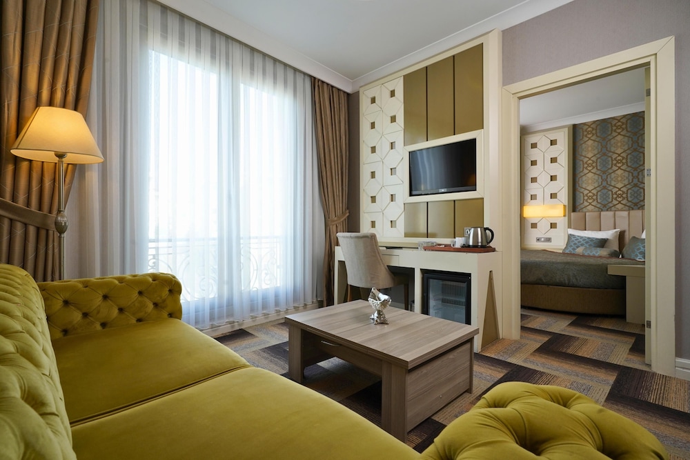 the grand mira hotel