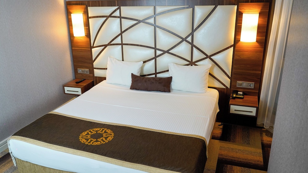 the grand mira hotel