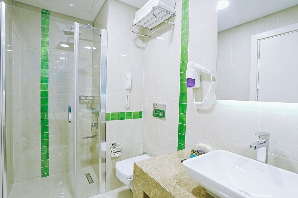 the grand mira hotel