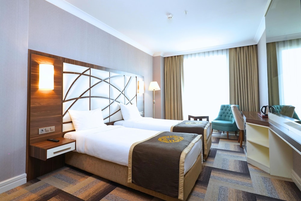 the grand mira hotel