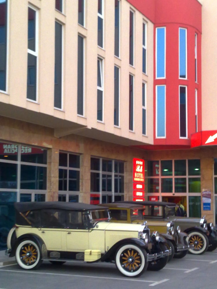 hotel bm international