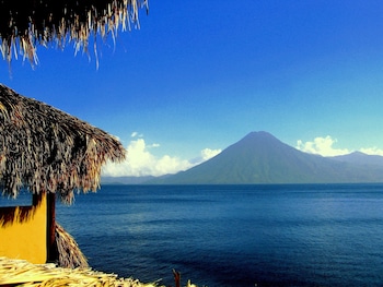 santa cruz la laguna