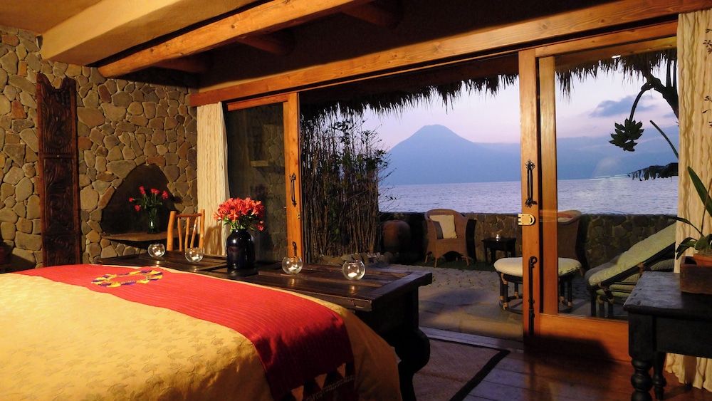 santa cruz la laguna