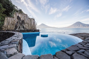 santa cruz la laguna