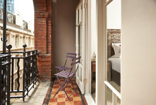 The Bull And The Hide,North London>>City Of London,4 star