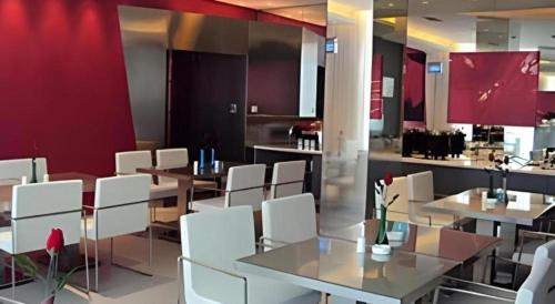 jinjiang inn zhuhai xiangzhou qinglv middle road theater