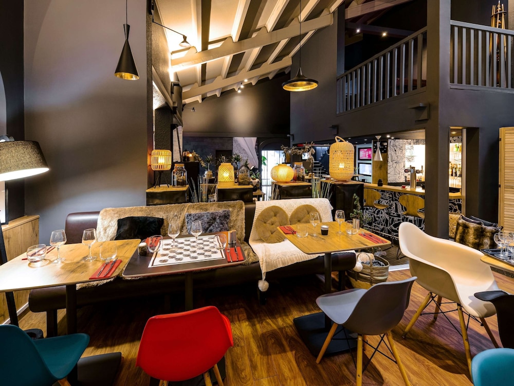 ibis macon sud creches