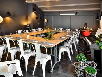 ibis macon sud creches