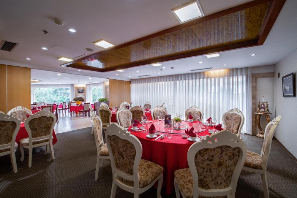 nesta hotel ha noi