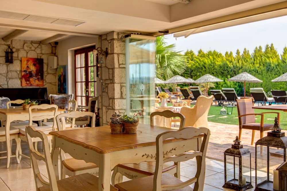 alacati kapari hotel special category