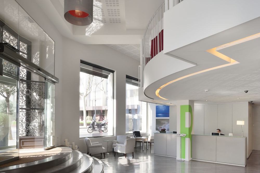 sercotel amister art hotel