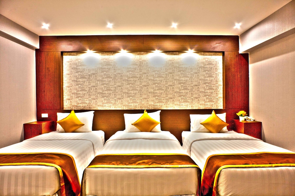 chateau de sukhumvit