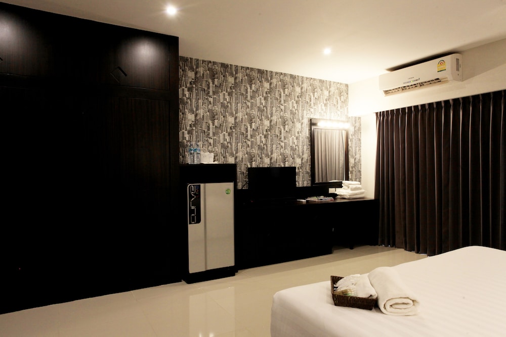 chateau de sukhumvit