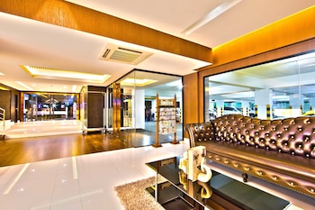 chateau de sukhumvit