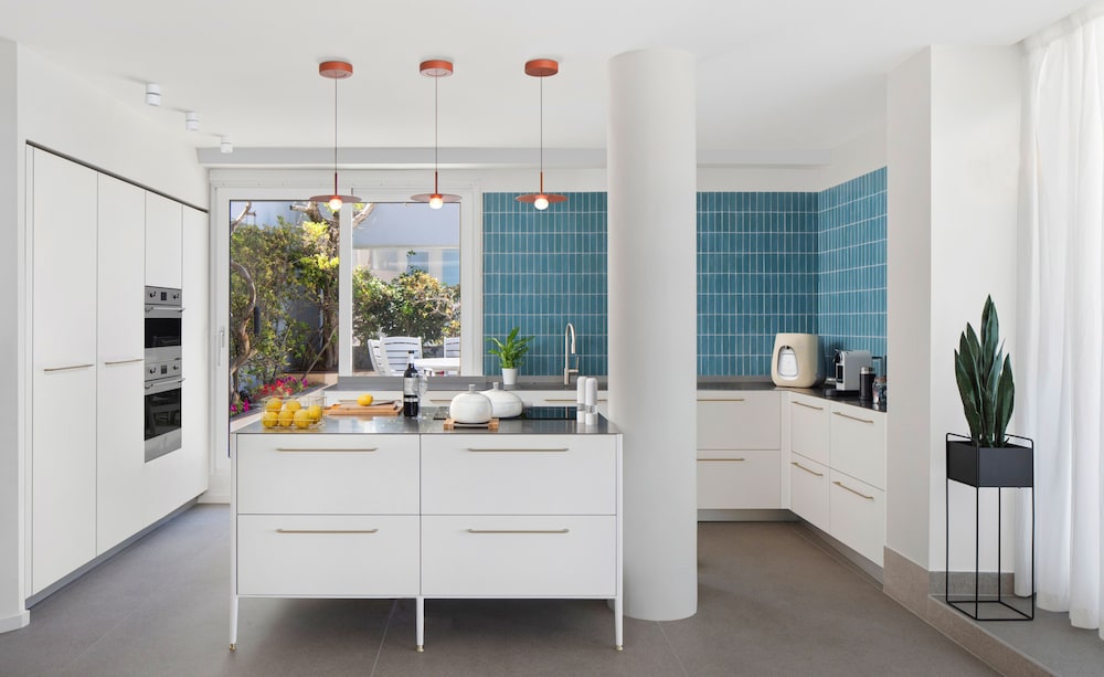 sea executive suites