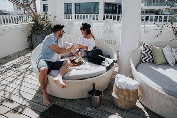 sea executive suites