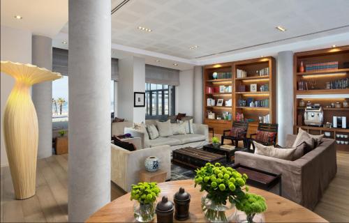 sea executive suites