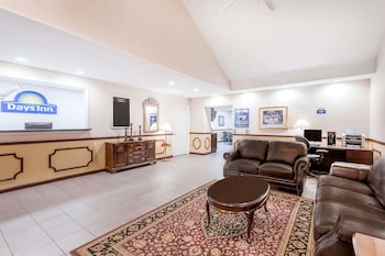 Days Inn By Wyndham Simpsonville,Greenville - Spartanburg>>Greenville,2 star