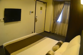the inn at temple street