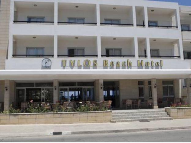 tylos beach hotel