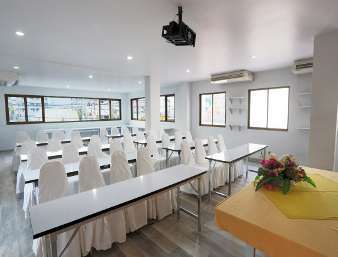 days inn by wyndham patong beach phuket