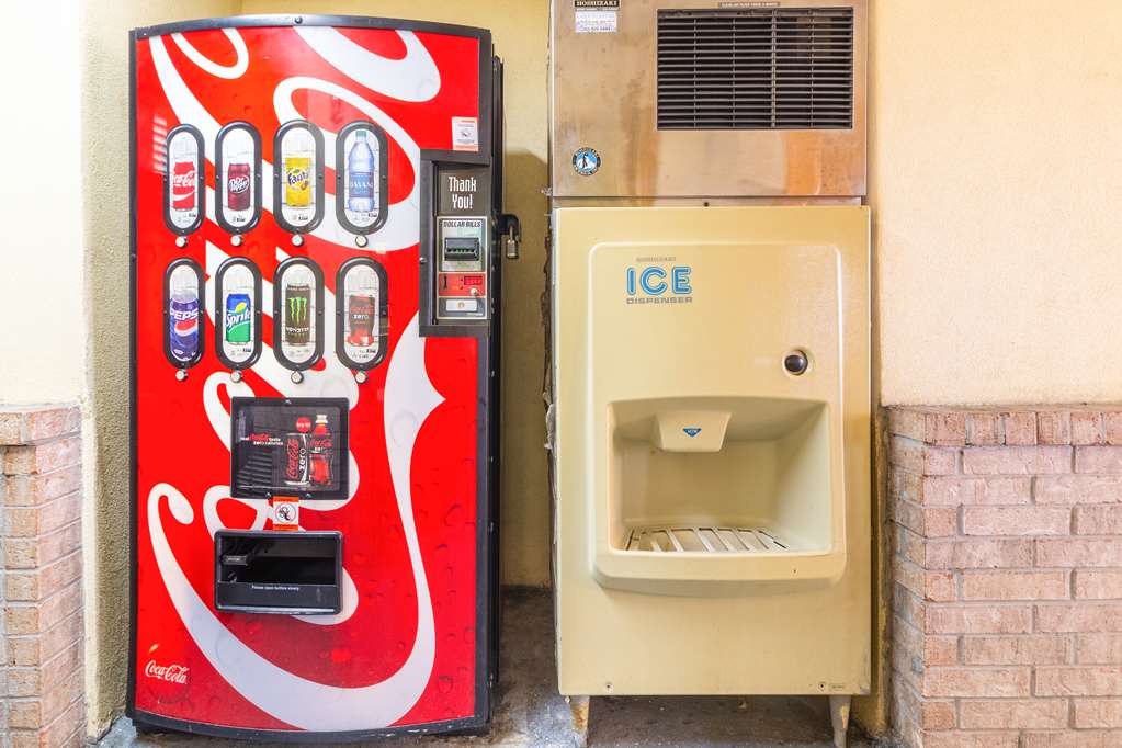 americas best value inn houston heights at i 45