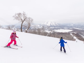 Rusutsu Resort Hotel & Convention,Niseko>>Abuta,4 star