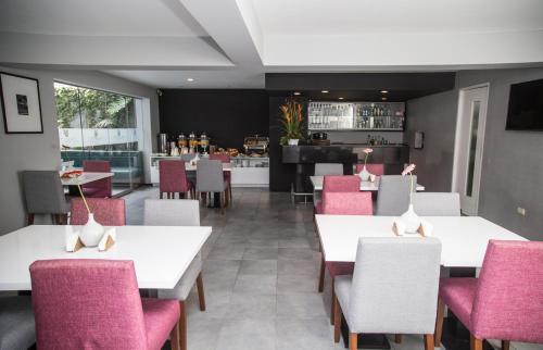 palmetto hotel business san borja