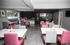 palmetto hotel business san borja