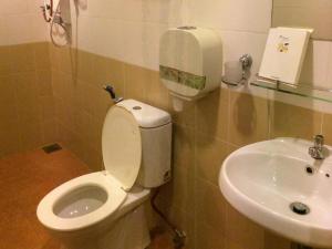 grand far east hotel sdn bhd