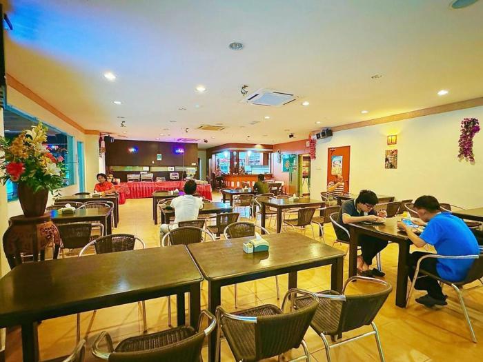 grand far east hotel sdn bhd