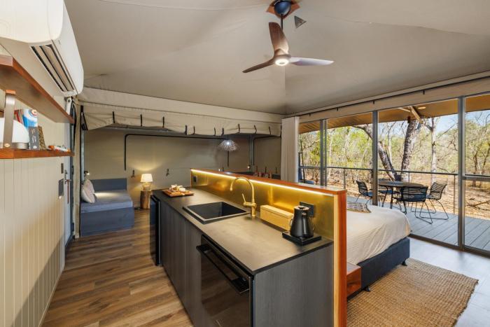 cooinda lodge kakadu