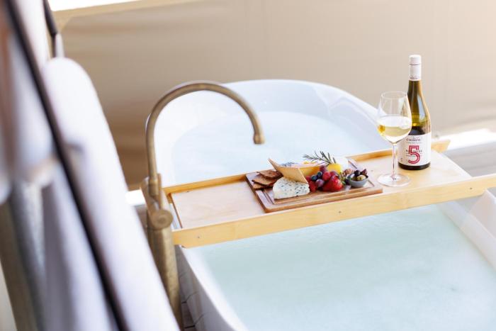 cooinda lodge kakadu