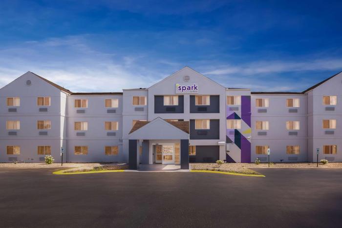 spark by hilton springfield southwest