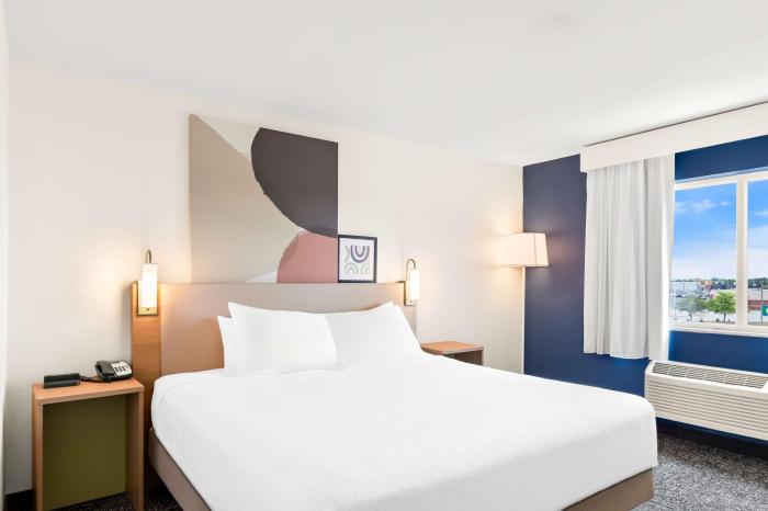 spark by hilton springfield southwest