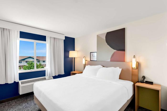 spark by hilton springfield southwest