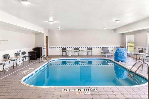spark by hilton springfield southwest
