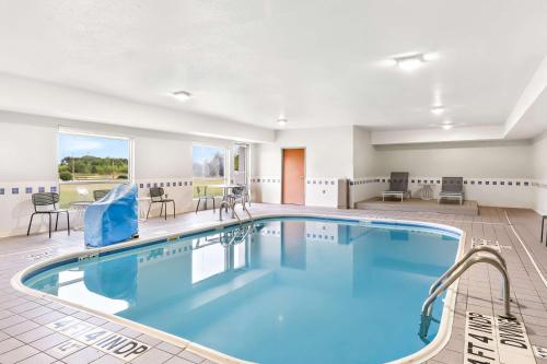 spark by hilton springfield southwest