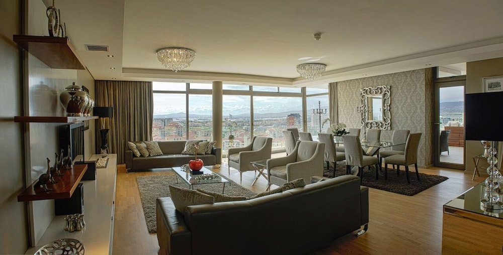 the residences at crystal towers