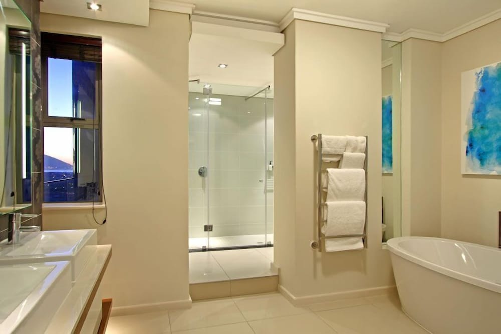 the residences at crystal towers